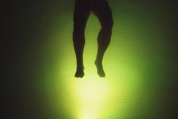 chico agua verde biodescodificacion rodilla