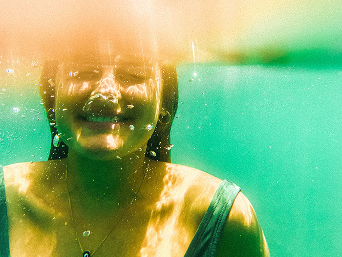 mujer respira agua sonrisa biodescodificacion gases