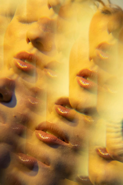 efecto multiple sobre rostro de mujer que sufre los sintomas de ictus biodescodificacion acv